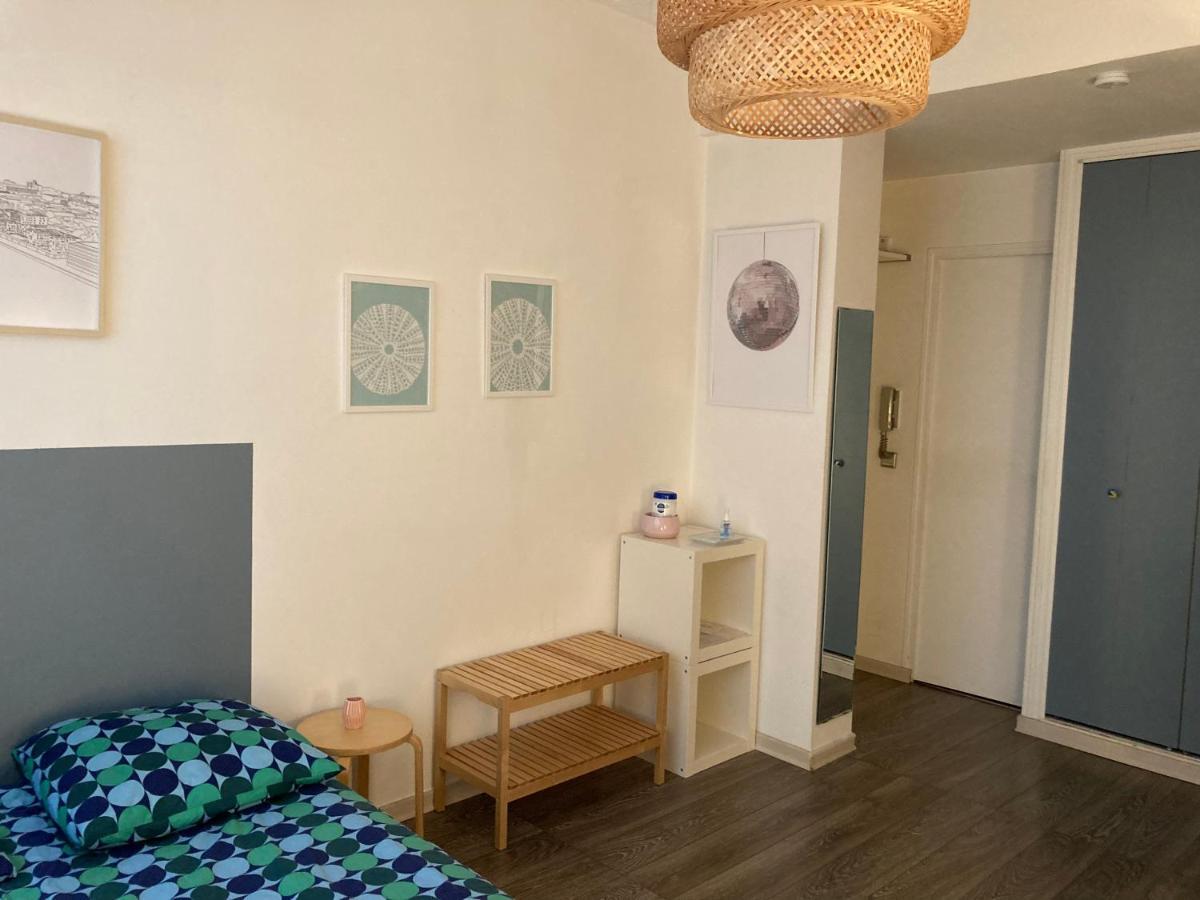Studio Dragon Avec Gardien Marseille Exteriér fotografie
