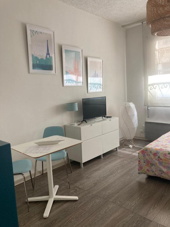 Studio Dragon Avec Gardien Marseille Exteriér fotografie